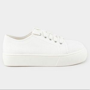 *BRAND NEW* Francesca’s White Platform Sneakers